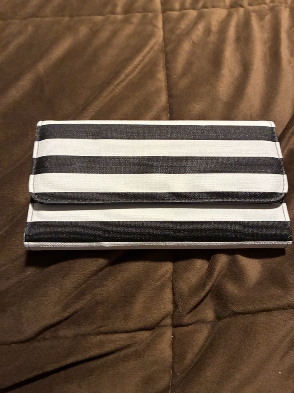 Kut from the Kloth Black and White Striped Wallet